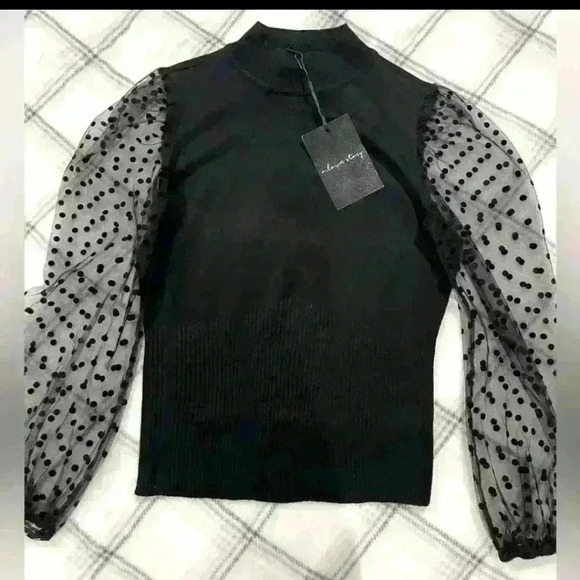 Tops - Fancy black knit top